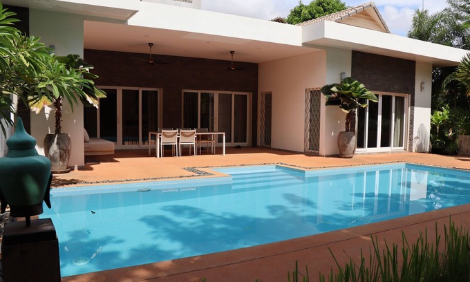 Siem Reap Villa | The Friendship Villa by Amatak