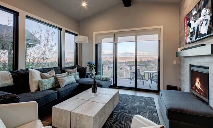 Park City House | The Frostwood Ski/Golf Villa - Brand NEW 4BR