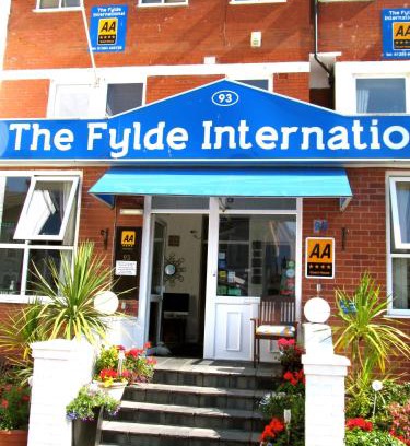 Blackpool Town Center House | The Fylde International Guest House