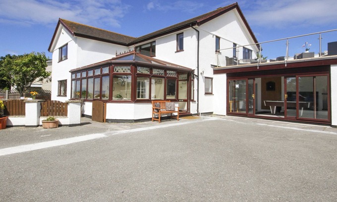 Trearddur Bay Cottage | THE GABLES, pet friendly, with a garden in Trearddur Bay