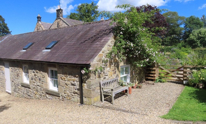 West Woodburn Cottage | THE GARDEN COTTAGE, romantic, luxury holiday cottage in West Woodburn