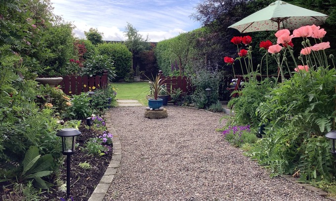 Crieff Apartment | The Garden Flat - within easy walking distance of centre of Crieff