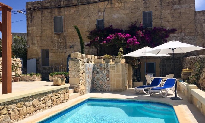 Sannat Bed & Breakfast | The Garden Gate