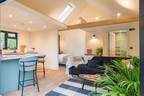 Beckley House | The Garden Room by Bloom Stays