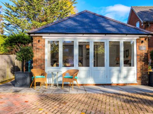Chichester House | The Garden Room