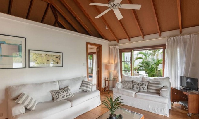 Porters Apartment | The Gatehouse by The Villa Life