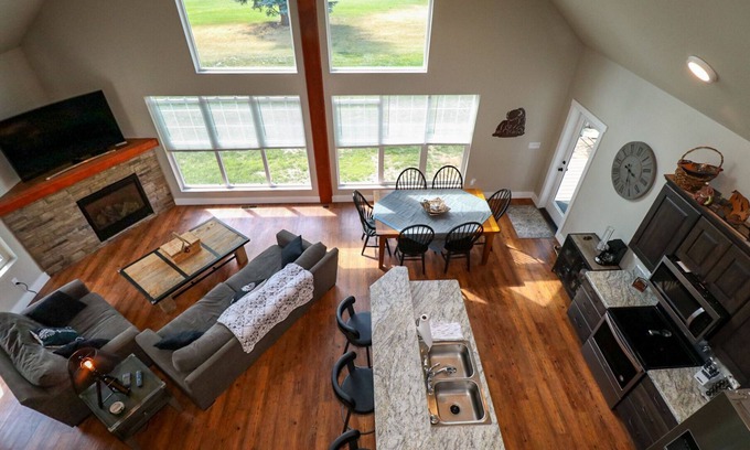 Red Lodge House | The Gathering Place