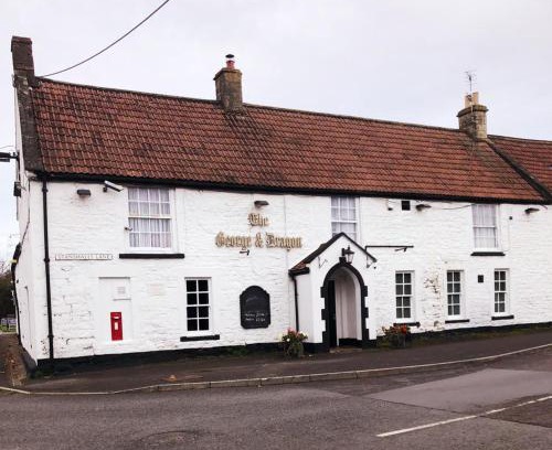 Barrow Gurney Bed & Breakfast | The George & Dragon Felton