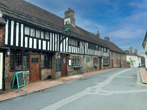 Alfriston Hotel | The George Inn