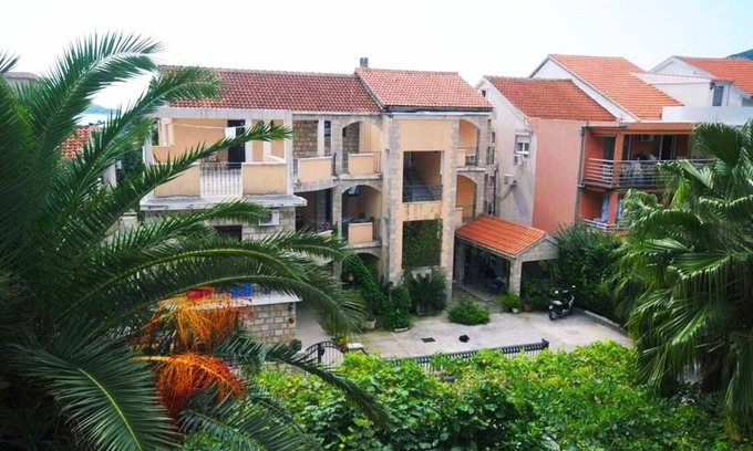Velji Vinogradi Apartment | The Gigović family wishes you a warm welcome