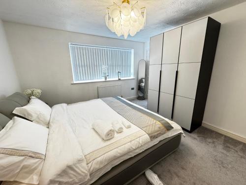 Bodelwyddan House | The Glan House