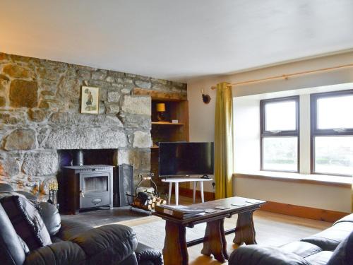 Woodend House | The Glebe