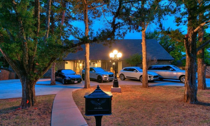 Quail Creek House | The Gold Lion Home