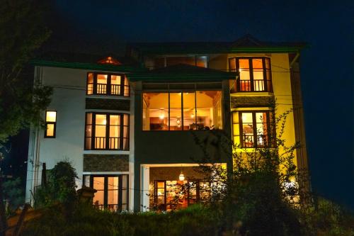 Nuwara Eliya Hotel | The Golden Legacy Hotel