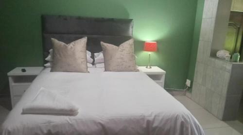 Balfour House | The Golden Palace Guesthouse