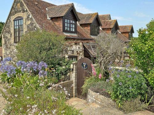 Newport House | The Granary