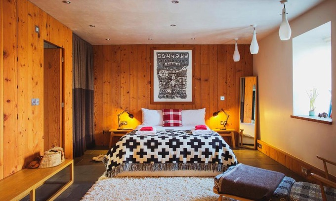 Cardigan Apartment | The Granary Lofts