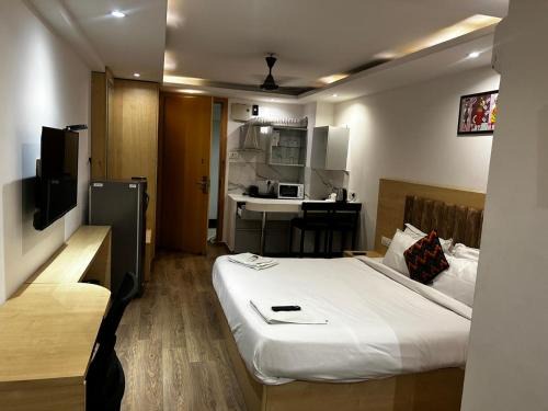 Shyam Nagar Hotel | the grand anukampa