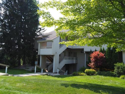 Acme House | The Grand Getaway - Gorgeous And Great Location!