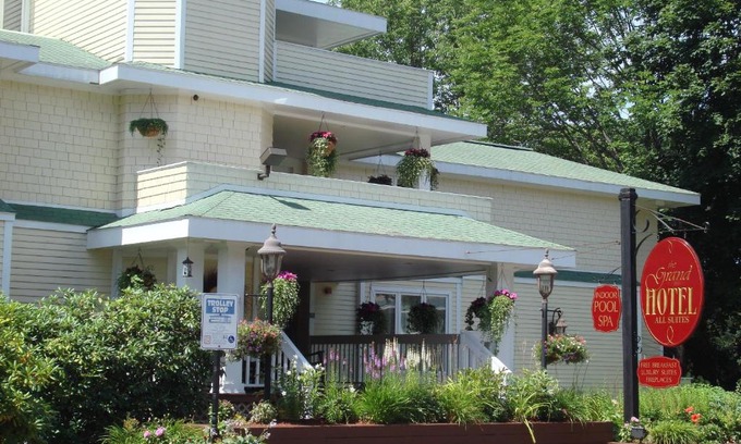 Ogunquit Hotel | The Grand Hotel