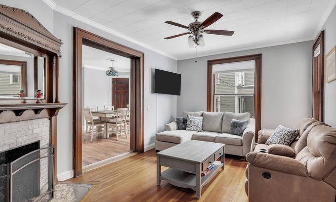 Saratoga Springs Apartment | The Grand Mare Whitney | Award Winning Restoration | King Bed | Sleeps 4