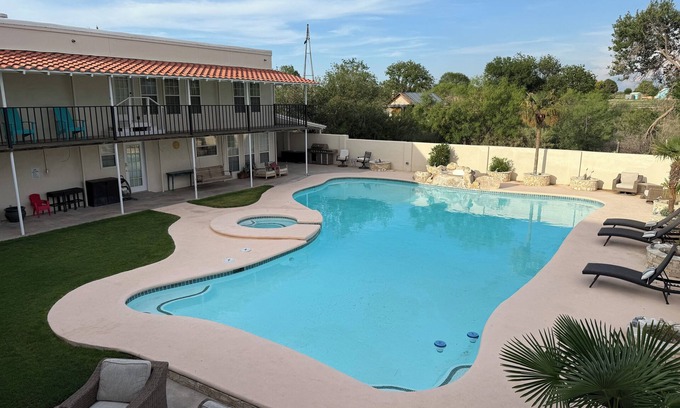 Marathon House | The Grand Oasis! Entire Home w/Resort-Style Pool, Hot Tub & Garden Vibes