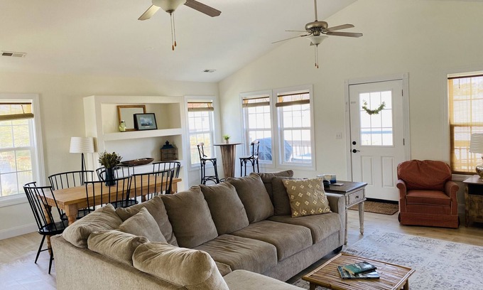 Colington Harbour House | The Grant Atlantic