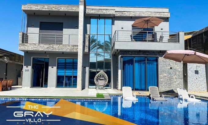 Al Rama House | The Gray Villa