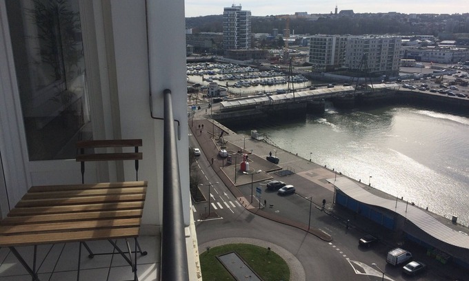 Boulogne-Centre Apartment | The Great Victor Hugo
