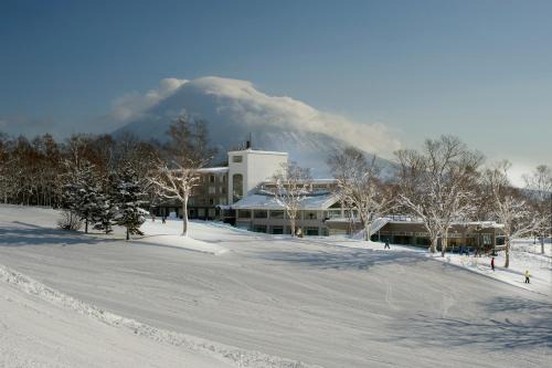 Niseko Hotel | The Green Leaf, Niseko Village