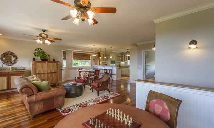 Pupukea House | The Green Pineapple Main House home
