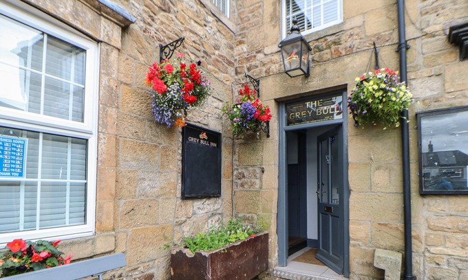Wark Cottage | THE GREY BULL APARTMENT, pet friendly, with open fire in Wark