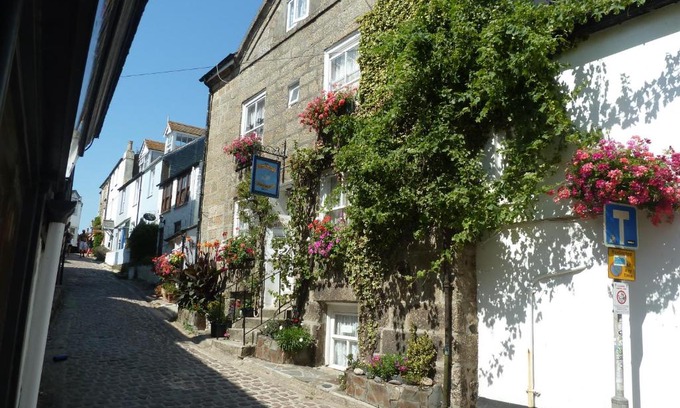 St Ives House | The Grey Mullet Guest House