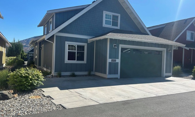 Okanagan-Similkameen Cottage | The Grey Turtle Cottage
