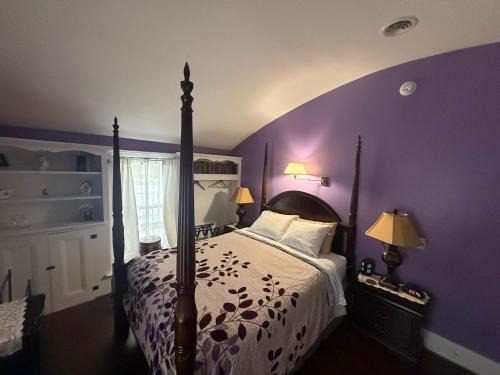 Waterloo Bed & Breakfast | The Gridley Inn B&B