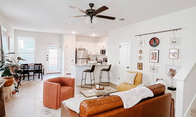 West San Antonio House | The Grounded Texicana-Near Sea World Lackland AFB