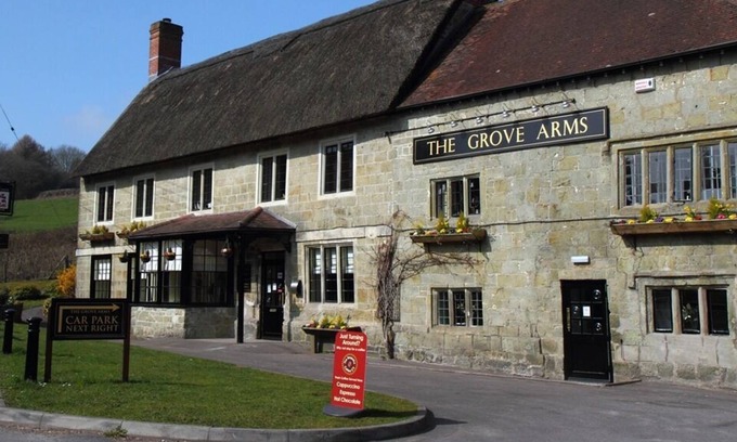 Ludwell House | The Grove Arms