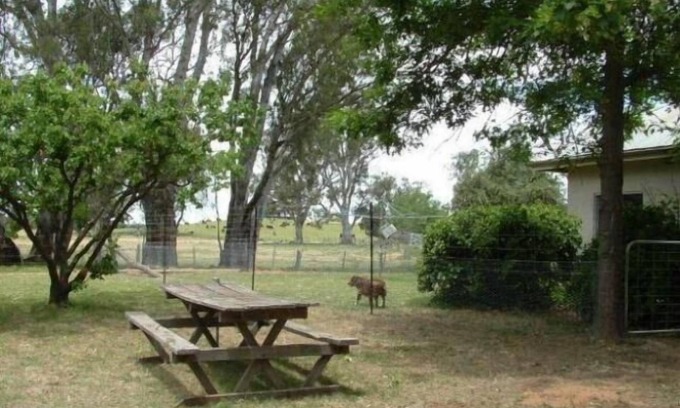 Gunbower Cottage | The Grove Gunbower.