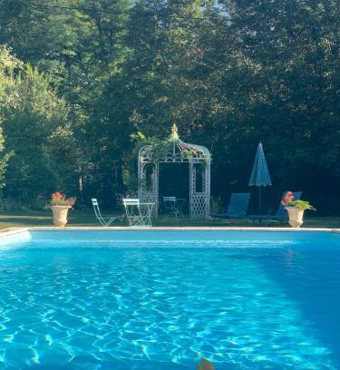 Foissac House | The Guardians Cottage, Chateau Mas de Pradie