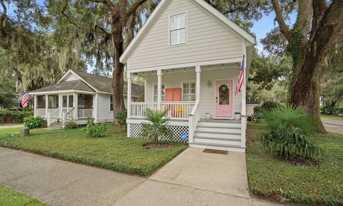 Port Royal House | The Happy Place - Renovated + Walkable in the heart of Port Royal