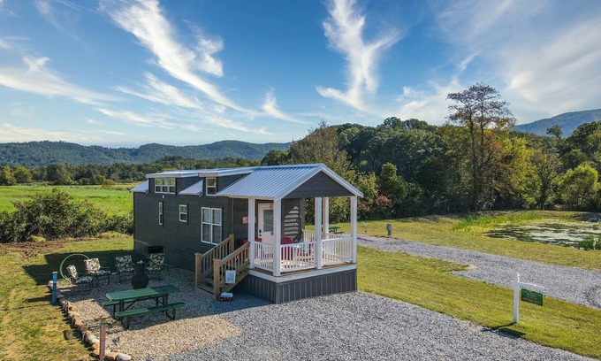 Gatlinburg - Pigeon Forge Cottage | The Happy Shack of Tiny Homes