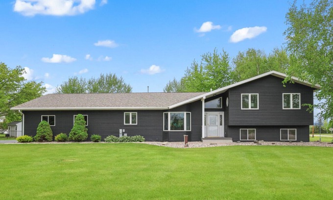 Black Wolf House | The Harbor Hideaway.