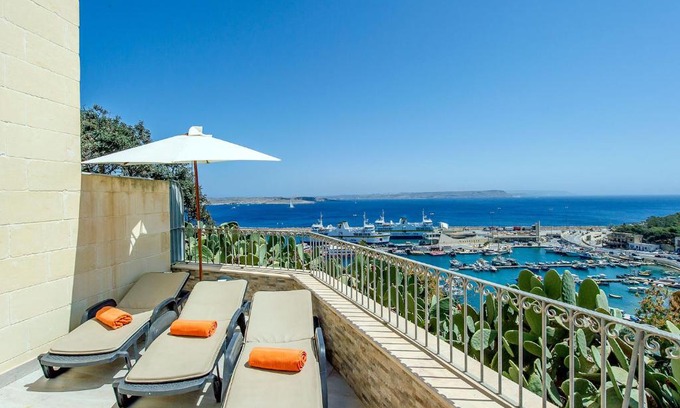 Ghajnsielem House | The Harbour Holiday Home