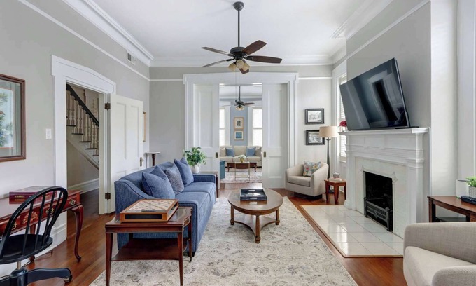 Historic Downtown Savannah House | The Harcourt Manor - Luxurious 1850s Estate