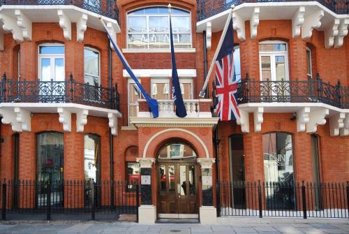 Courtfield Apartment | The Harrington - Gloucester Road - 1 Harrington Gardens