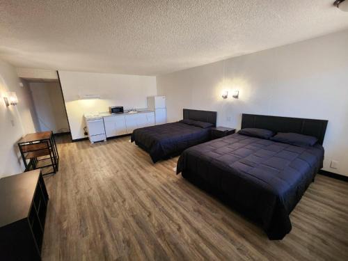 Salina Hotel | The Hastings Inn Salina