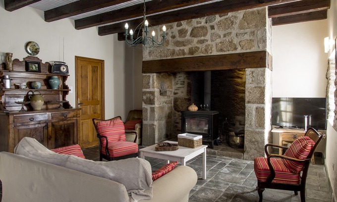 Cassaniouze Cabin | The Hauts de Cabrespine. Exceptional domain in the countryside.