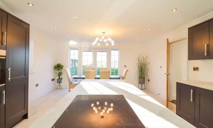 Thistley Green Cottage | THE HAVEN, pet friendly, with a garden in Burwell, Cambridgeshire