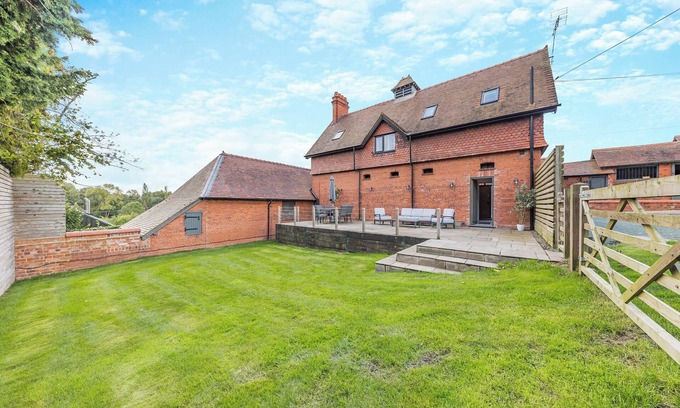 Trevor Cottage | The Hay Loft offers the ultimate home for relaxing in both luxury and privacy.