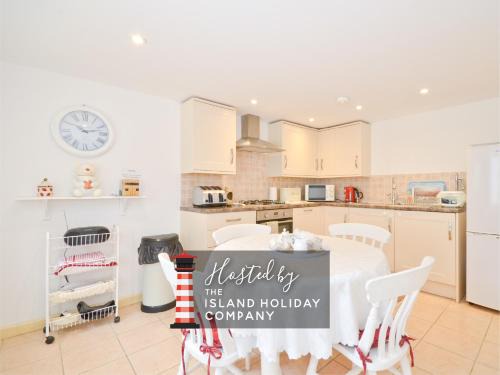 Sandown House | The Hayloft